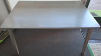 IKEA Esstisch 140x90cm doppelt ausziehbar grau gestrichen, &euro; 70,00