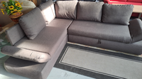 Neuwertige L-Couch, rechts ausziehbar, Lehnen umlegbar, Ma&szlig;e folgen, &euro; 250,00